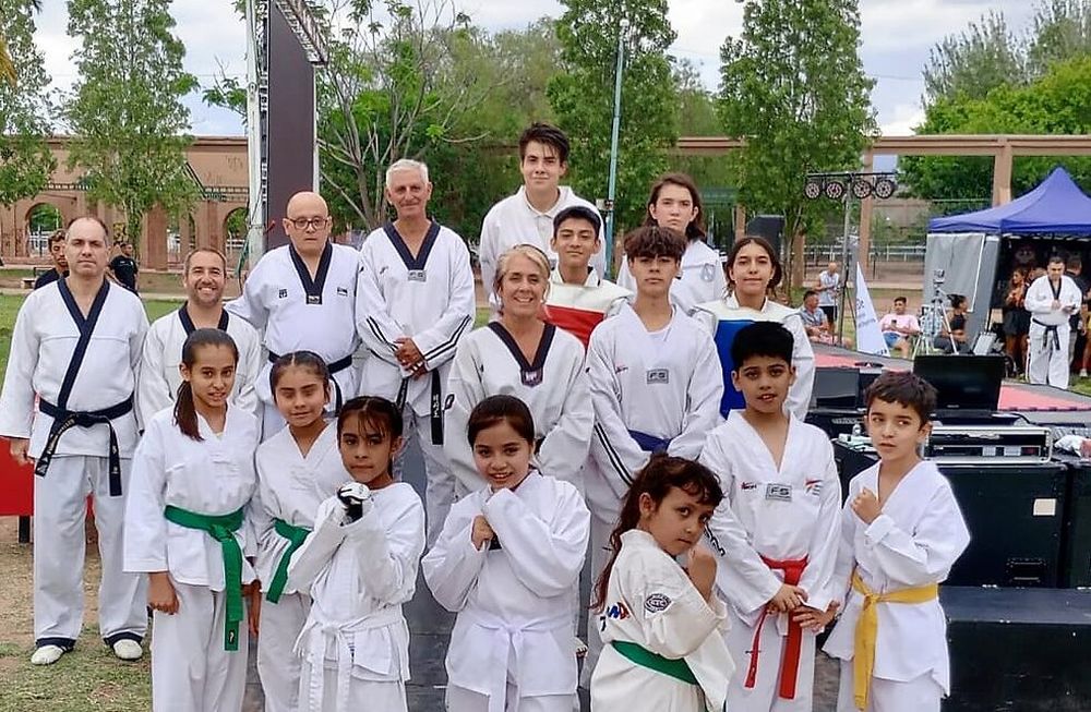 En Taekwondo,  Mateo Di Leo, Alejo Santivañez, Omar Villarreal y Edgardo Juri, fueron algunos de los deportistas distinguidos este 2023.