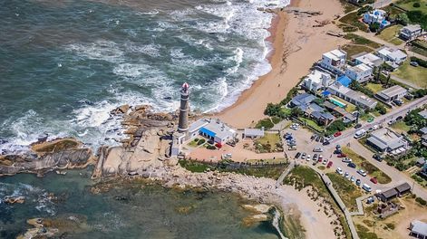 El paraíso playero tranquilo a tres horas de Argentina, ideal para este verano