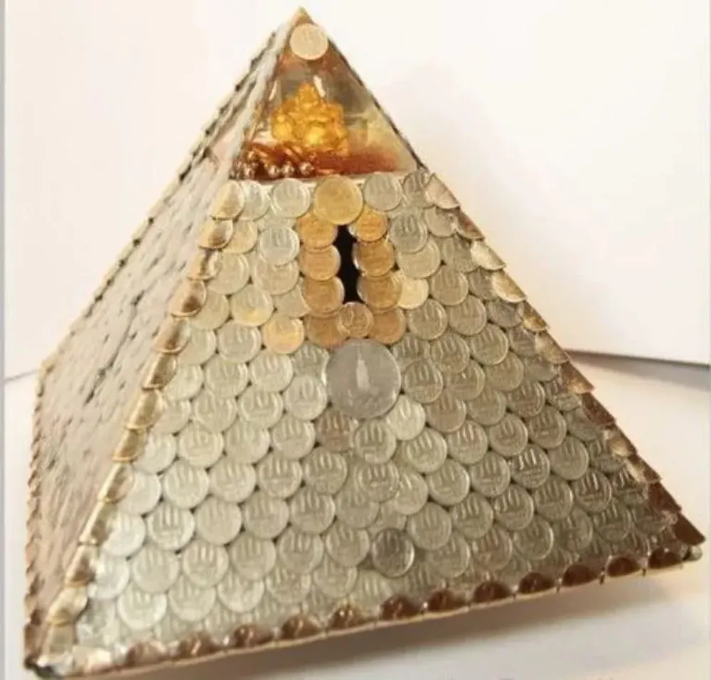 Con las viejas monedas que están en tu casa y ya no tienen valor de venta, podrás hacer adornos. 
