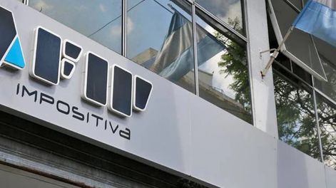 La recaudación impositiva de marzo fue de $2,3 billones. (Web)