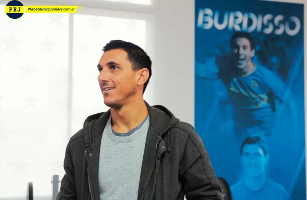 Nicolás Burdisso es el nuevo manager de Boca y será quien elija al nuevo DT