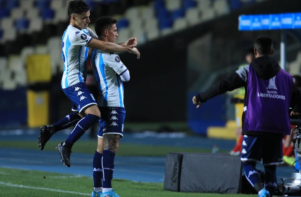 El jugador de Racing Matias Rojas, celebra su gol contra Ñublense  durante el partido por el grupo A de la Copa Libertadores realizado en el estadio Ester Roa. / Gentileza.