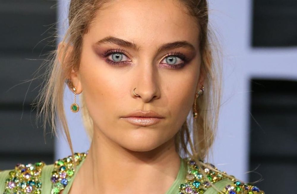 La hija de Michael Jackson se puso en la piel de Jesús y piden su censura.
