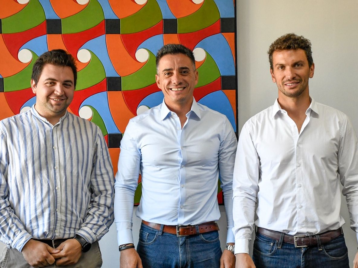 El intendente de Guaymallén, Marcos Calvente, junto a Ignacio Conte y Mauricio Iglesias.&nbsp;