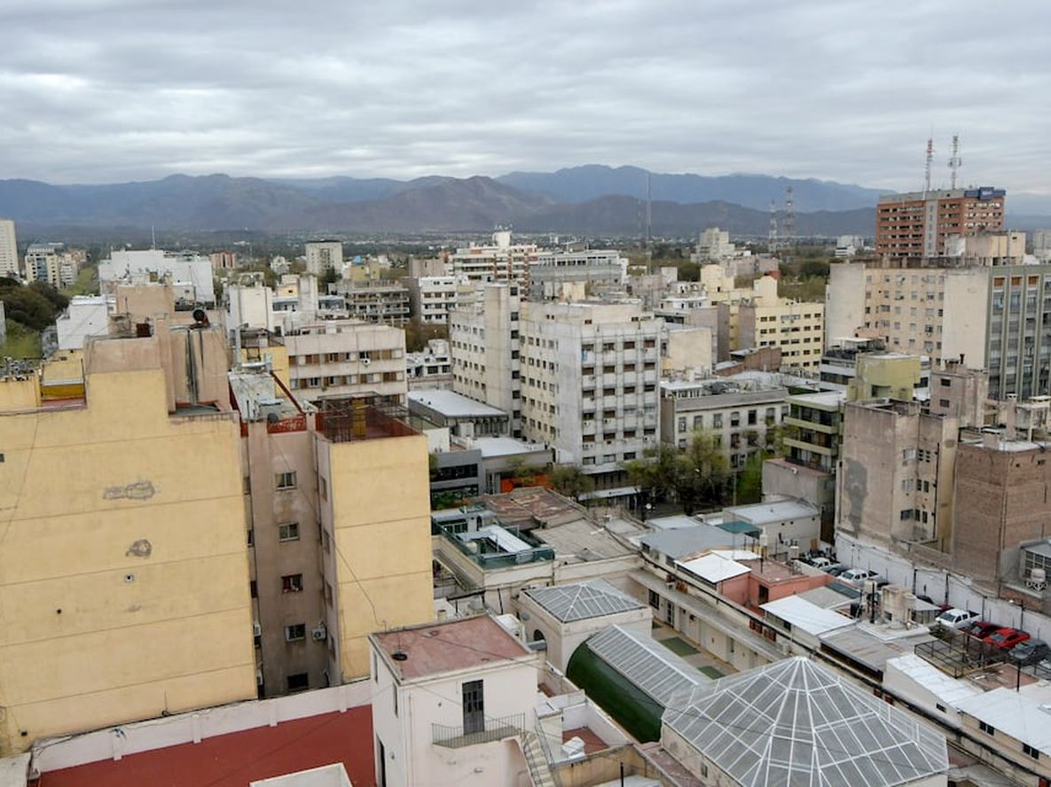La máxima pronosticada para mañana será de 26°C y la mínima de 10°C.Foto:  Orlando Pelichotti/ Los Andes