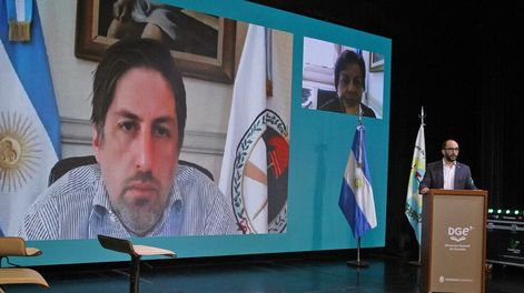 Los Andes | El director General de Escuelas, José Thomas, y el ministro de Educación de la Nación, Nicolás Trotta, tienen proyectos para debatir en la Legislatura y el Congreso respectivamente.