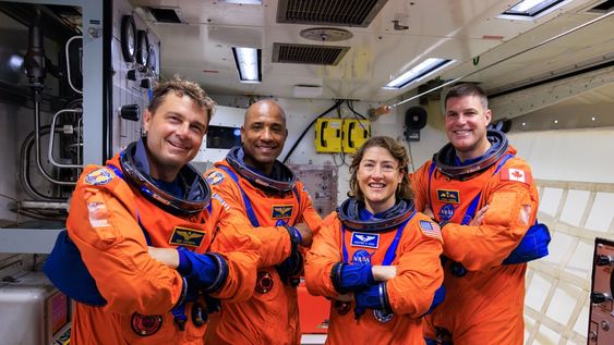 &nbsp;Reid Wiseman, Victor Glover, Christina Koch y Jeremy Hansen son los astronautas que irán a la Luna en la misión Artemis II&nbsp;