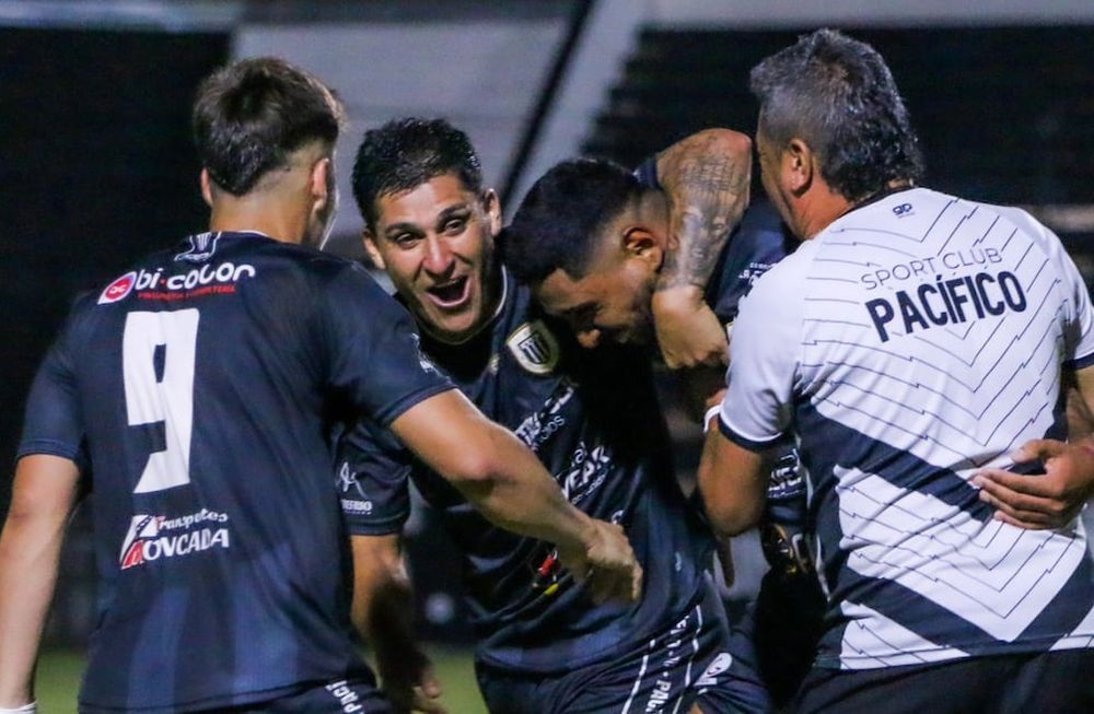 El Lobo está de fiesta y quiere dar el golpe /Foto: Pacífico de Alvear
