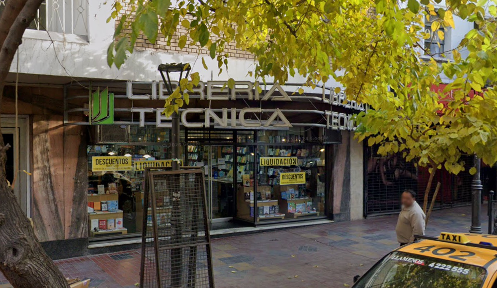 La Librería Técnica estaba ubicada en la calle Rivadavia del centro mendocino. 