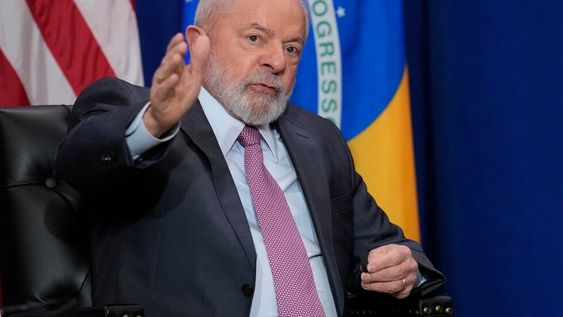 Sin mencionar a Milei, Lula le deseó “buena suerte” al gobierno electo y dijo que “estará disponible para trabajar juntos”.