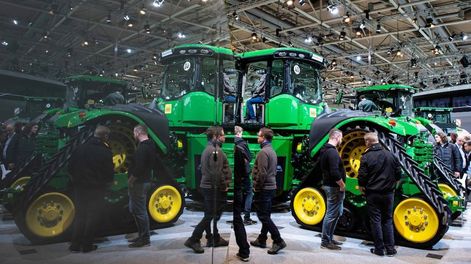 GIGANTE. En Hannover, casi medio millón de personas observaron las máquinas presentadas por 2.800 empresas de 52 países. (Agritechnica)