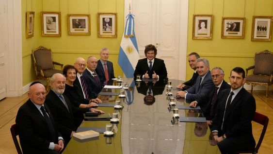 El presidente encabezó este martes una reunión en la Casa Rosada con el titular de B’nai B’rith Internacional, Robert Spitzer, en un encuentro del que también participó el jefe de Gabinete Manuel Adorni.
