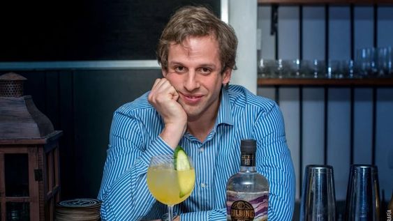 La historia de los Hilbing y la elaboración de bebidas alcohólicas comienza incluso antes de que el primero de ellos pusiera un pie en Argentina, proveniente de su Alemania natal.