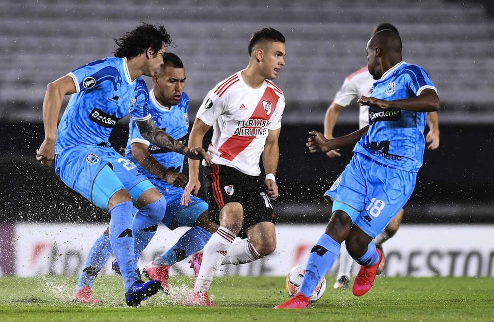 El equipo peruano fue goleado en el primer partido en el Monumental por 8-0.