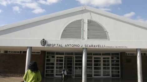 El Hospital Regional Antonio J. Scaravelli de Tunuyán, donde padre e hija permanecen internados en terapia intensiva con diagnóstico confirmado de botulismo.”