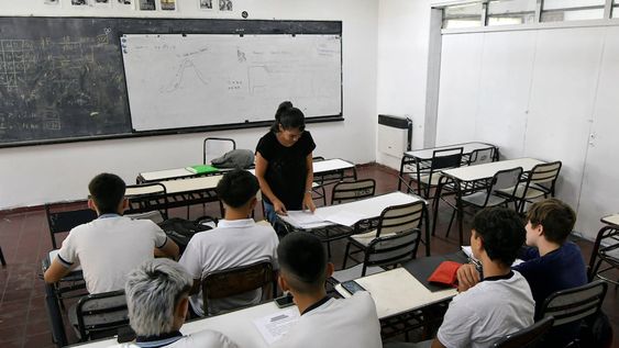Mendoza se apresta a aplicar fuertes cambios dentro del sistema educativo que apuntan fundamentalmente a fortalecer los aprendizajes, favorecer las trayectorias y la terminalidad.