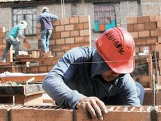 La actividad de la&nbsp;construcción﻿&nbsp;mostró una leve recuperación en agosto de 2026 al registrar una mejora mensual del 0,4%, luego de dos meses consecutivos de bajas.