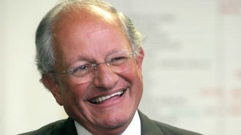 Conin: Albino salió hace dos meses por redes sociales pidiendo ayuda a la comunidad. Hoy celebra el avance de su fundación.