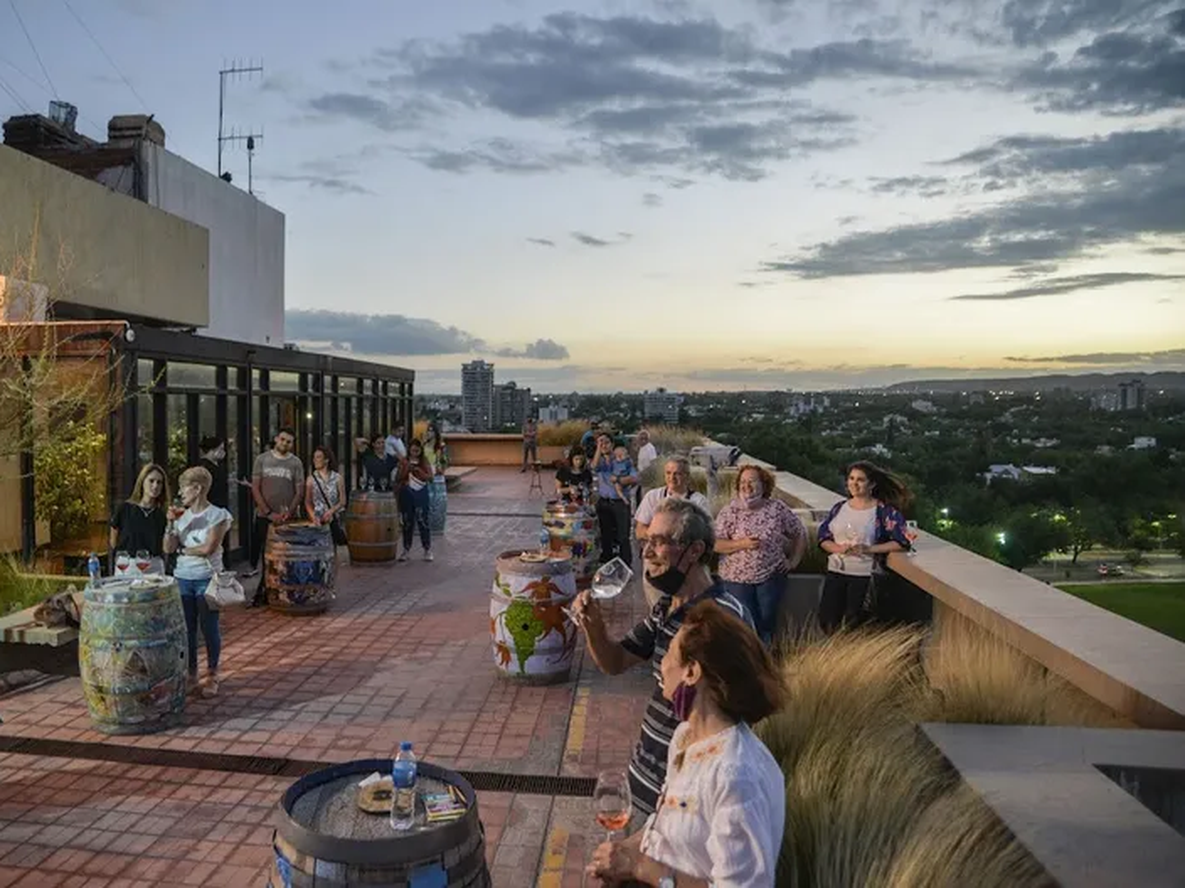 El subsecretario de Turismo de la Ciudad adelantó en Aconcagua Radio algunas actividades de este finde XXL