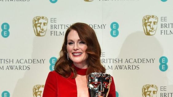 Premios BAFTA: lo más y lo menos de los outfits