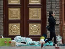 Con la llegada del frío polar, organizaciones piden donaciones para asistir a personasen situación de calle.