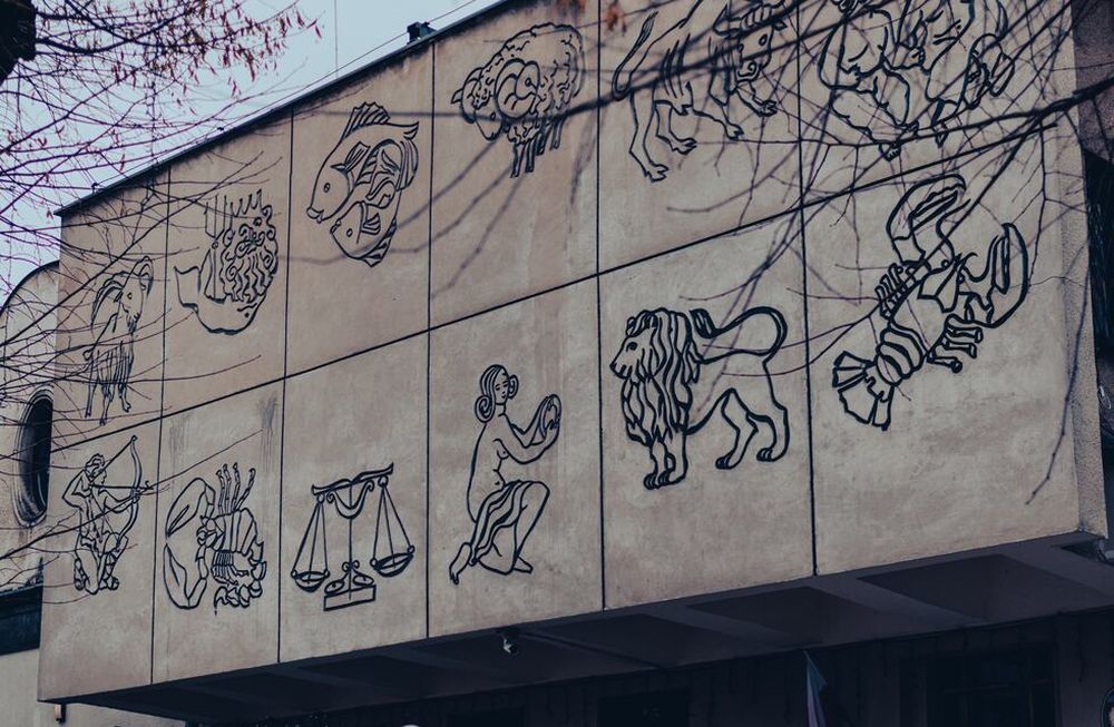 No podés salir de tu casa sin leer el pronóstico para Acuario y otro signo