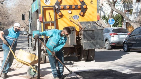 Nuevo cronograma de tareas de bacheo y arbolado en la Ciudad
