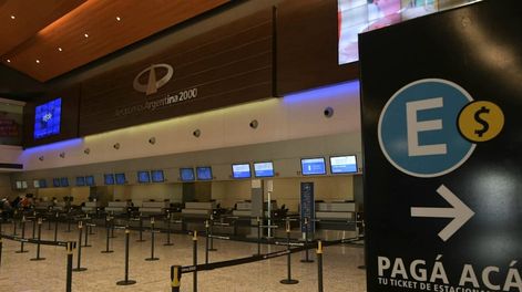 Los Andes | Una alerta de bomba obligó al cierre del aeropuerto de Mendoza. Foto: Orlando Pelichotti / Los Andes