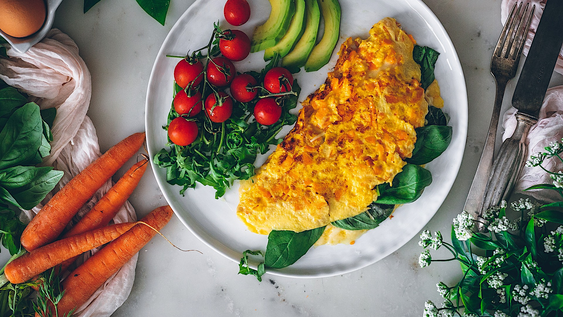 Tortilla crocante con recetas simples, comida liviana, ingredientes frescos y nutrición equilibrada.