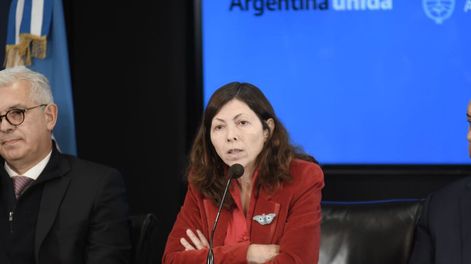 Silvina Batakis y el equipo económico dieron su primer conferencia de prensa. (Federico López Claro)