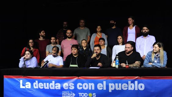 09-03-2022 Buenos Aires - Argentina - Conferencia de prensa del Frente Patria Grande sobre el acuerdo con el  FMI. Juan Grabois, los diputados nacionales Itai Hagman, Natalia Zaracho y Federico Fagioli, la legisladora porteña Ofelia Fernández, la diputada de la provincia de Buenos Aires, Lucía Klug. Foto: Clarin