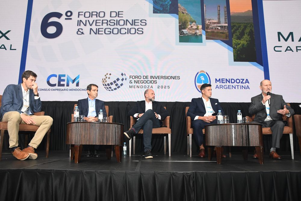 El Foro de Inversiones y Negocios que se realizó en el hotel Hilton durante el jueves y el viernes convocó a los principales empresarios de Mendoza