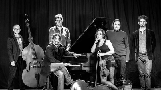 Tango de proyección a pura cuerda