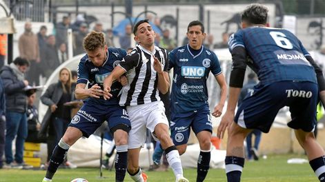 Tanto Gimnasia y Esgrima como Independiente Rivadavia, ya conocen sus rivales. / Foto: Orlando Pelichotti / Los Andes