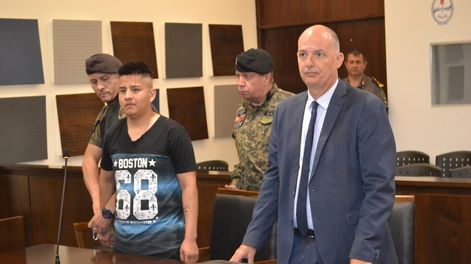 Los Andes | Vladimir Cristian Cayo Coronel (izquierda) fue condenado por el homicidio de Edgardo Jesús Lucero Ramírez, en un juicio abrevido. Gentileza Poder Judicial de Mendoza.
