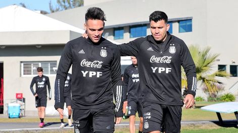 Martínez, una fija entre los 11. Mientras que Acuña saldría para que ingrese Tagliafico.