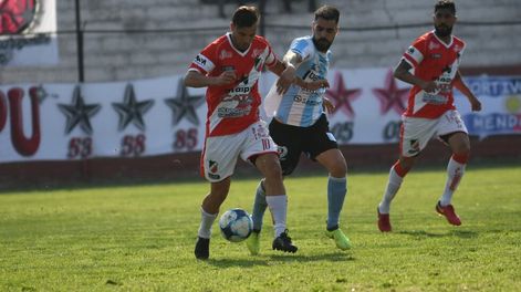 Cruzado por un sueño: Maipú y un buen inicio en el Federal A