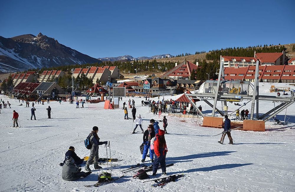 Cuánto va a costar esquiar y alojarse en Las Leñas y Portillo