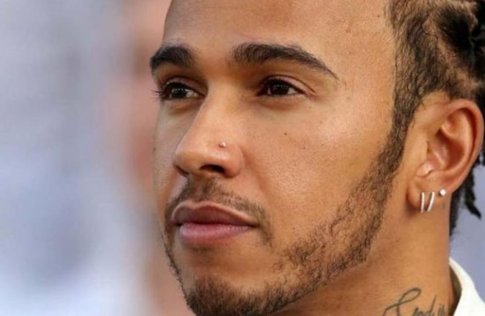 Hamilton arremetió contra el Gobierno británico