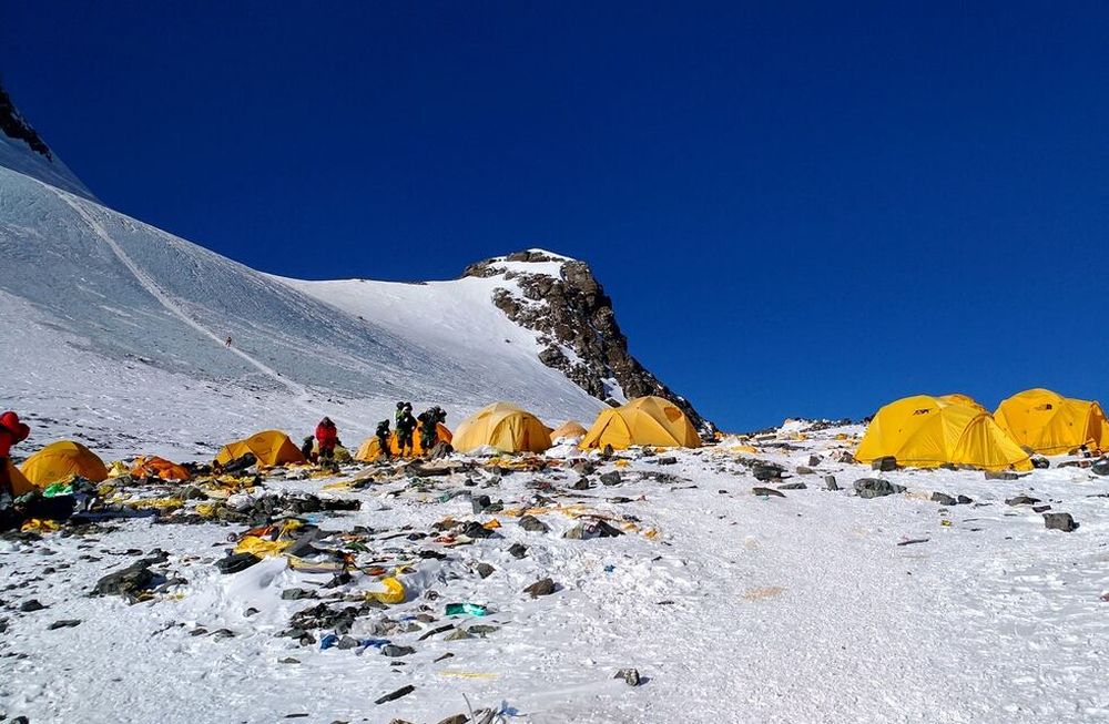El Everest se ha convertido en un basurero a gran altitud