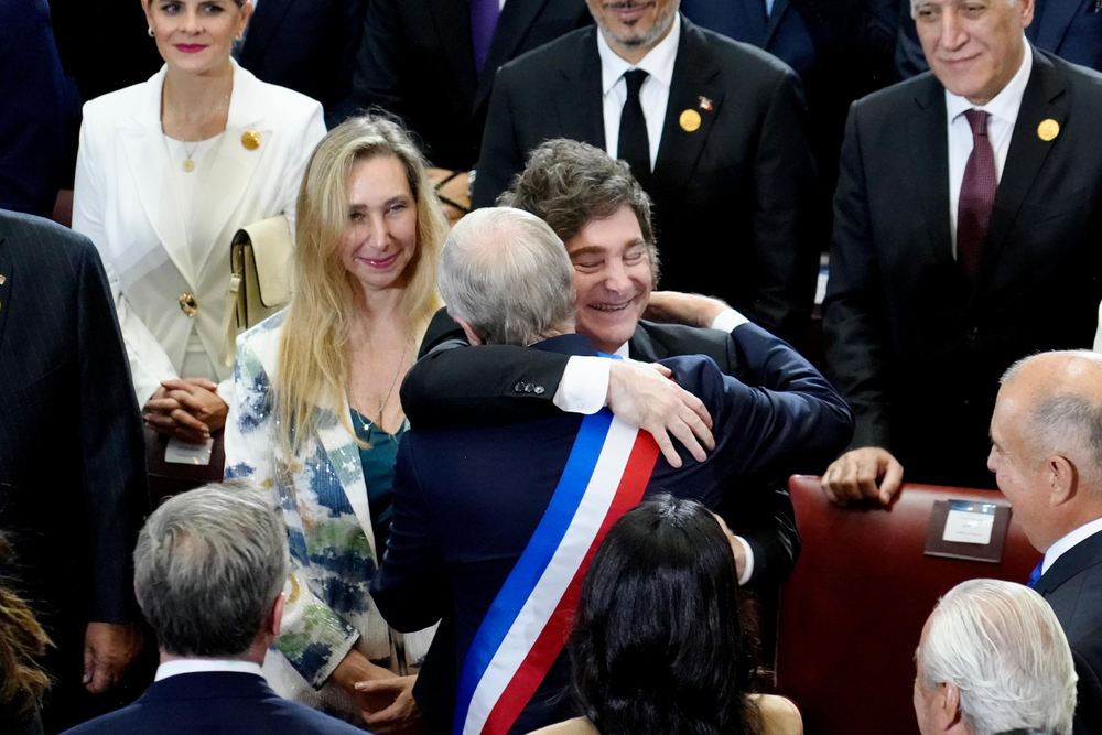 Javier Milei en la asunción del nuevo presidente de Chile, José Antonio Kast.