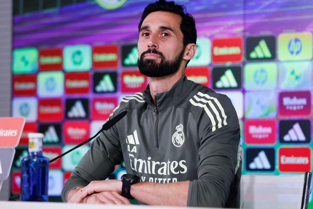 Alvaro Arbeloa defendió el juego de Franco Mastantuono.