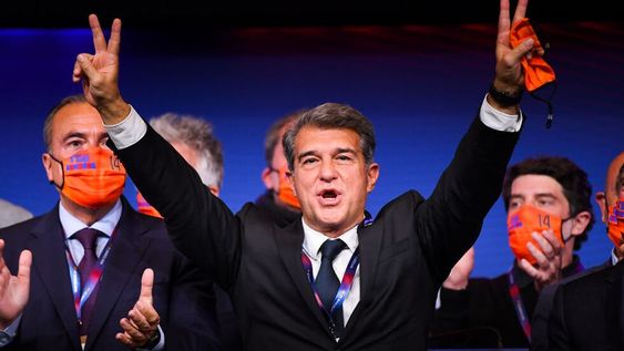 El empresario Laporta será el encargado de convencer a Messi para que siga en el club. El empresario Laporta será el encargado de convencer a Messi para que siga en el club.