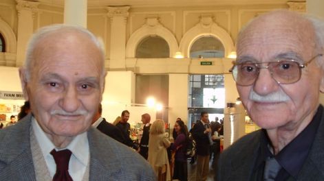 De izquierda a derecha, Fidel Antonio y Arturo Andrés Roig.