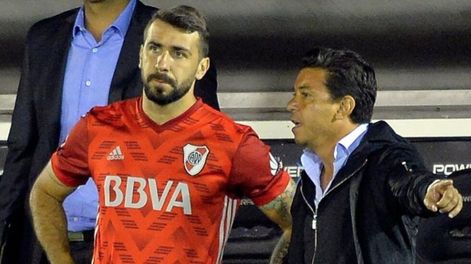 Gallardo se metió en la pelea Pratto-Tevez: Fue innecesario