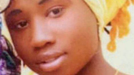 Graban a una nena secuestrada por Boko Haram pidiendo por favor que la liberen