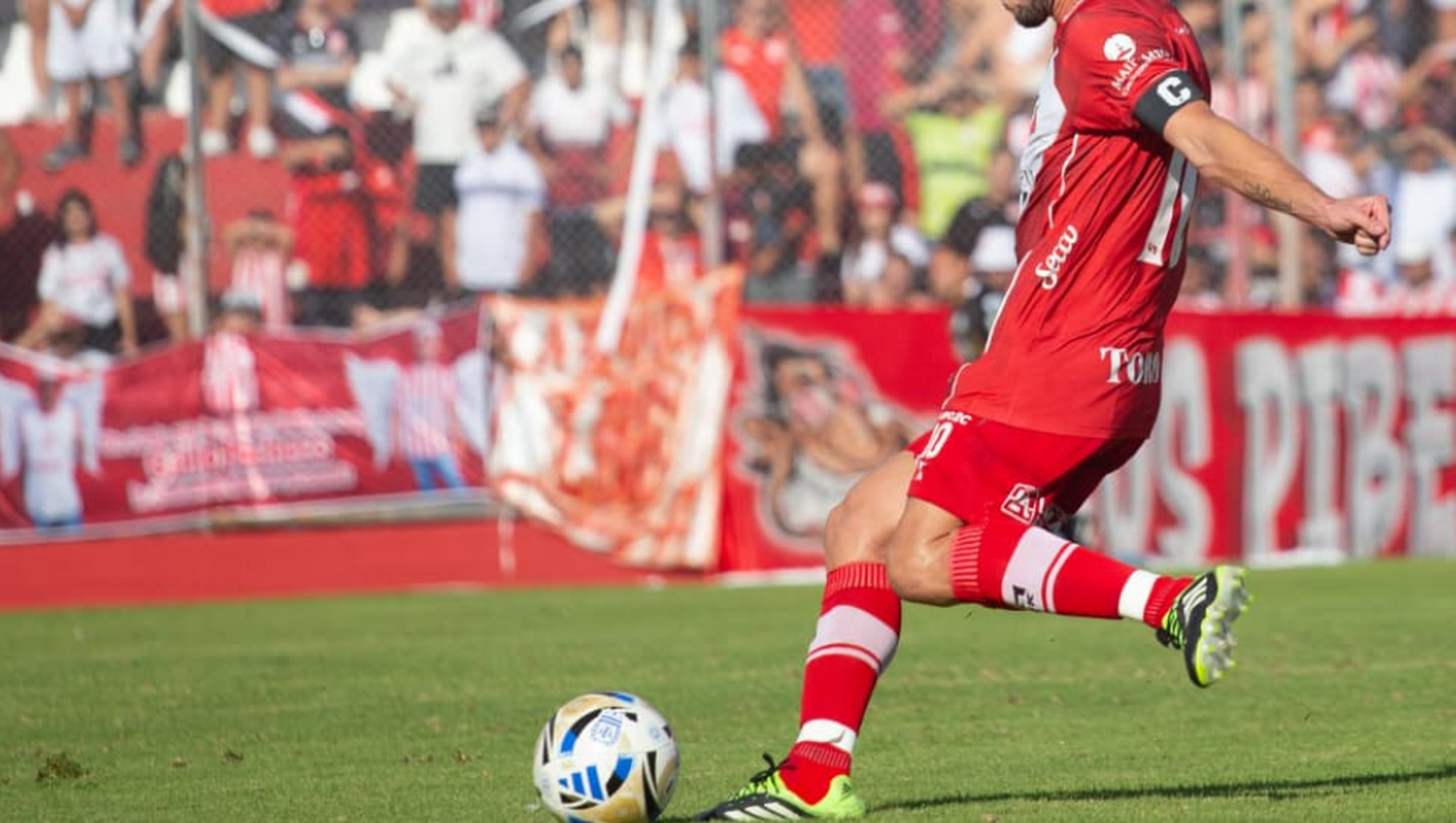 Marcelo Eggel, el eje de Deportivo Maipú en la Primera Nacional