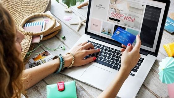 Comprar y vender en Internet y en redes sociales