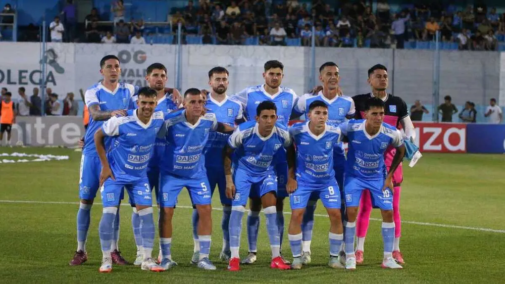 El once titular del Le&oacute;n, que gan&oacute; el pase a la final por el segundo ascenso del torneo de Primera Nacional.
