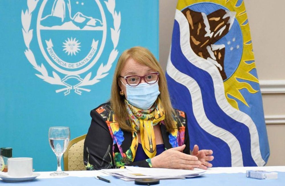 Alicia Kirchner le pidió la renuncia a todo su gabinete tras perder las PASO.